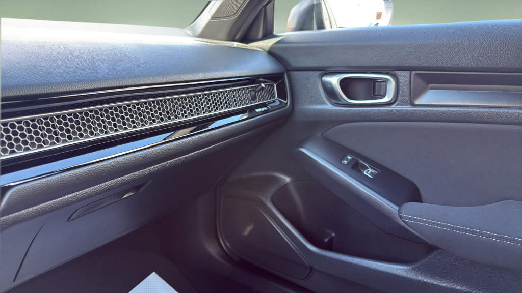 Used 2024 Honda Civic Sport image 30