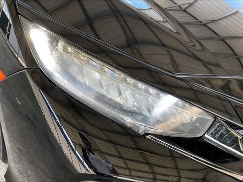 Used 2019 Honda Civic Sport Touring image 29