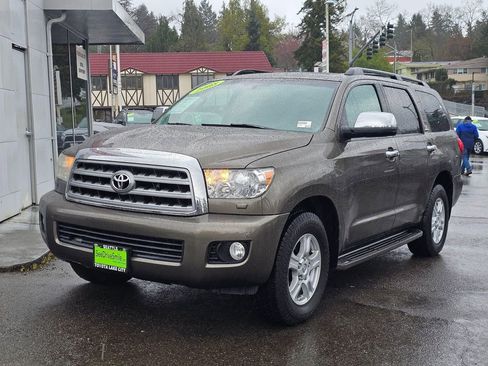 Used 2008 Toyota Sequoia Limited AWD/4WD image 3