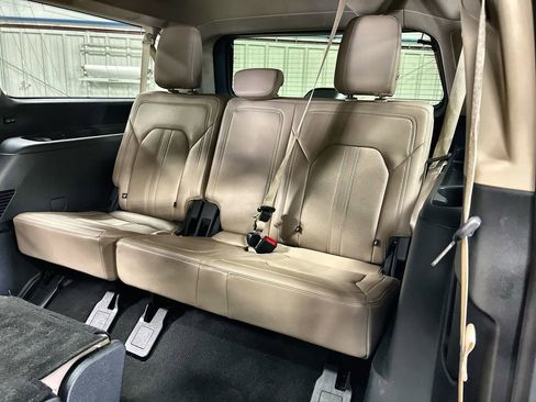Used 2024 Ford Expedition Max Limited image 22