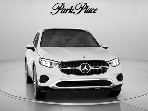 Used 2026 Mercedes-Benz GLC 300 image 35