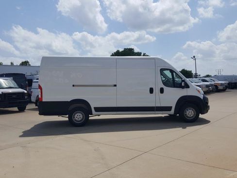 Used 2023 RAM ProMaster 3500 w/ Driver Convenience Group FWD image 6