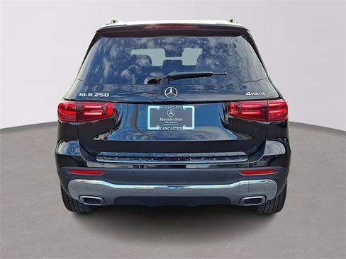 Certified 2024 Mercedes-Benz GLB 250 4MATIC w/ Driver Assistance Package image 5