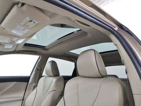 Used 2009 Toyota Venza AWD image 16