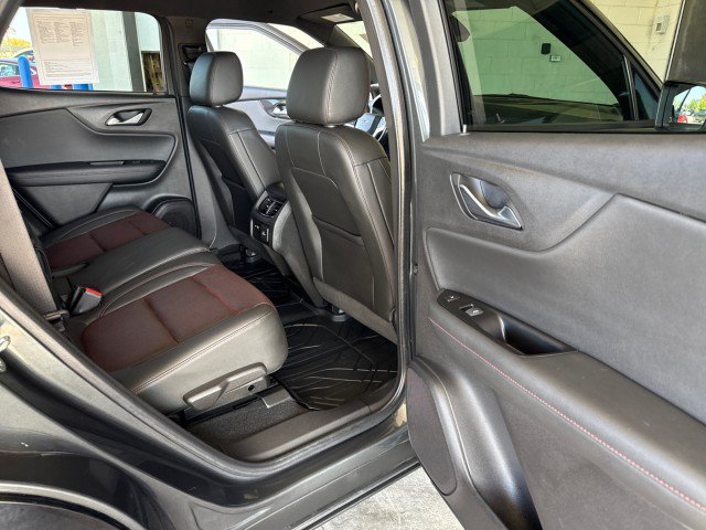 Used 2020 Chevrolet Blazer RS FWD image 30