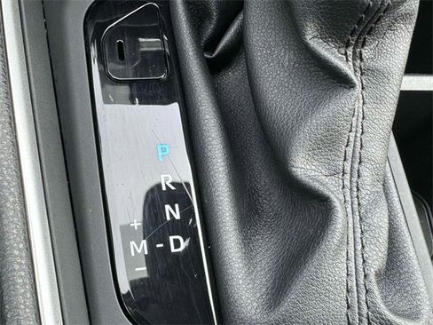 Used 2024 Toyota Grand Highlander XLE image 31