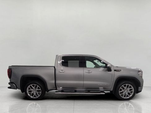 Used 2023 GMC Sierra 1500 Denali w/ Technology Package AWD/4WD image 12