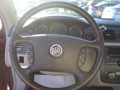 Used 2007 Buick Lucerne CXL image 15