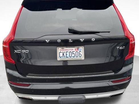 Used 2017 Volvo XC90 T6 Momentum w/ Vision Package image 9