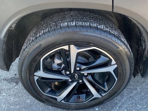 Used 2023 Chevrolet TrailBlazer RS w/ Sun and Liftgate Package image 15