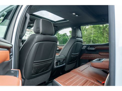 Used 2026 GMC Sierra 1500 Denali Ultimate AWD/4WD image 13