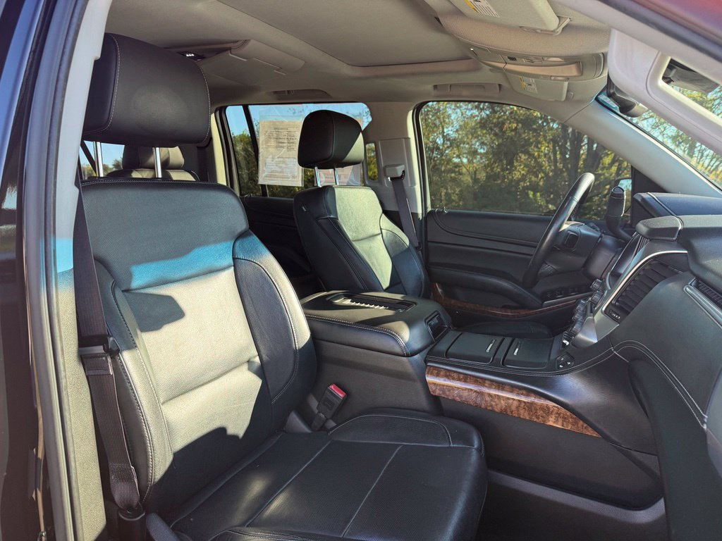 Used 2016 Chevrolet Suburban LTZ AWD/4WD image 28