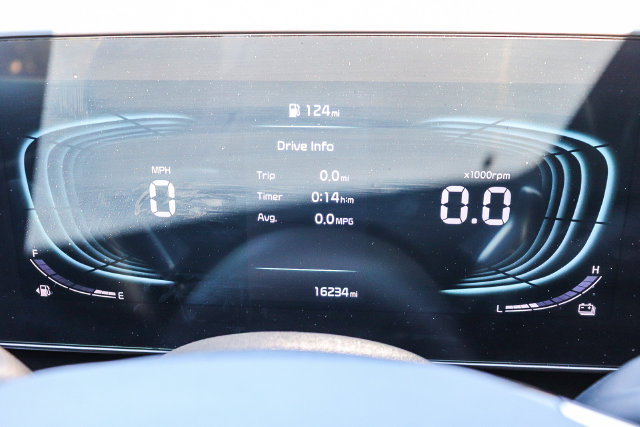 Certified 2025 Kia Niro EX FWD image 23