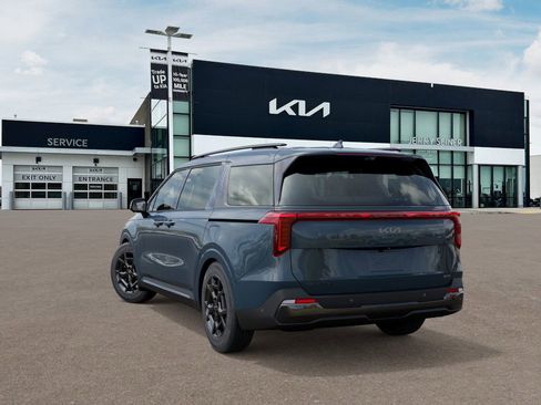 New 2025 Kia Carnival SX Prestige image 5