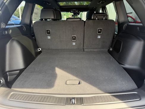 New 2026 Jeep Grand Cherokee Limited w/ Limited Altitude Package RWD image 18