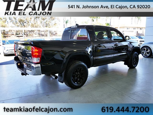 Used 2017 Toyota Tacoma SR5 w/ Tow Package AWD/4WD image 10