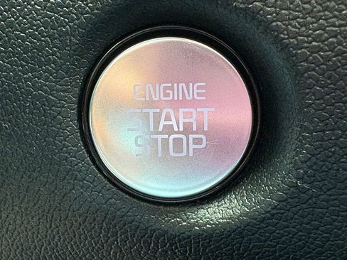 Certified 2025 Kia Sorento S w/ Panoramic Sunroof Package image 23