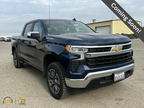 Used 2022 Chevrolet Silverado 1500 LT w/ All Star Edition Plus RWD image 1