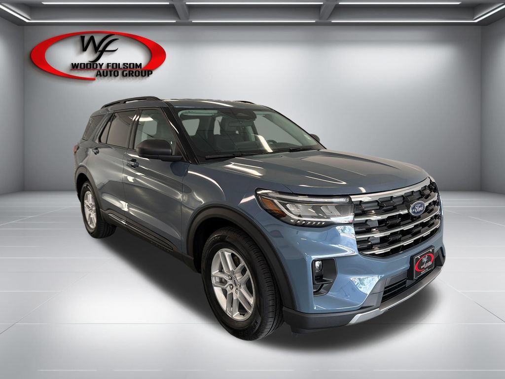 New 2026 Ford Explorer Active w/ Active Comfort Package RWD image 3