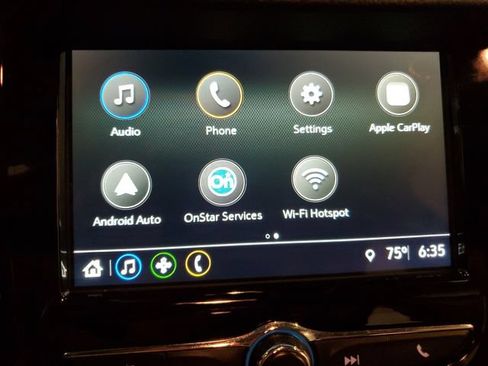 Used 2019 Chevrolet Trax LT w/ LT Convenience Package AWD/4WD image 19