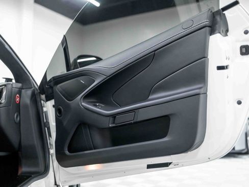 Used 2016 Aston Martin Vanquish Coupe image 39