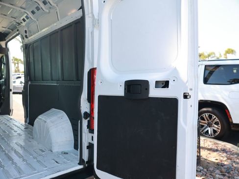Used 2025 RAM ProMaster 2500 w/ Convenience Group FWD image 36