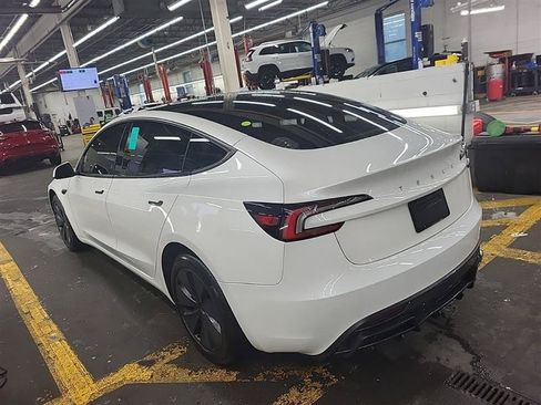 Used 2024 Tesla Model 3 Long Range RWD image 2