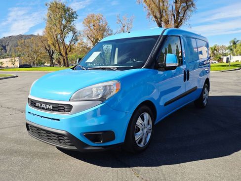 Used 2020 RAM ProMaster City Tradesman SLT image 3