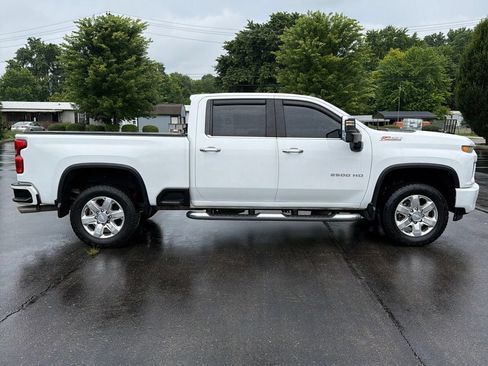 Used 2021 Chevrolet Silverado 2500 LT w/ Z71 Chrome Sport Edition AWD/4WD image 6