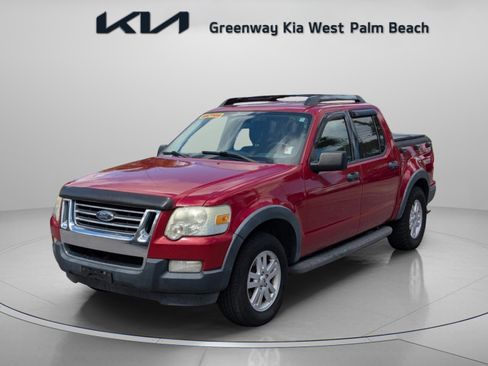 Used 2010 Ford Explorer Sport Trac XLT image 3