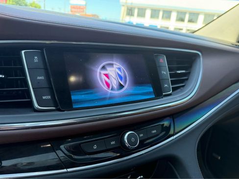 Used 2021 Buick Enclave Avenir w/ Avenir Technology Package AWD/4WD image 19