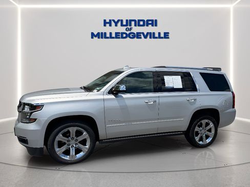 Used 2020 Chevrolet Tahoe Premier w/ 6.2L Performance Package RWD image 3