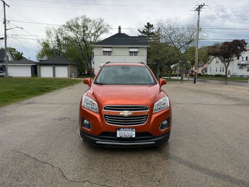Used 2015 Chevrolet Trax LTZ FWD image 2