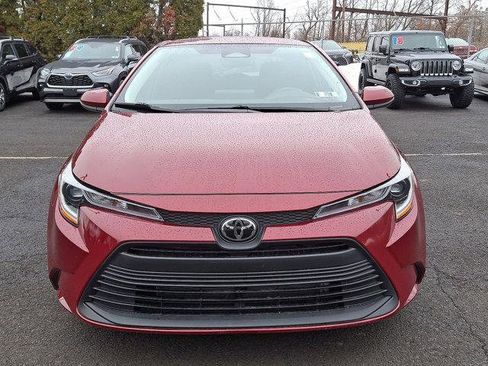 Certified 2025 Toyota Corolla LE image 30