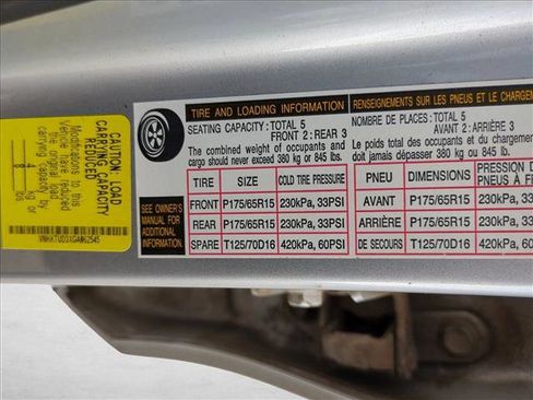 Used 2016 Toyota Yaris L image 14