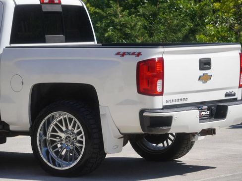 Used 2016 Chevrolet Silverado 1500 High Country AWD/4WD image 7