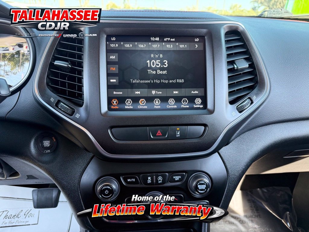 Used 2022 Jeep Cherokee Trailhawk w/ Comfort/Convenience Group AWD/4WD image 30