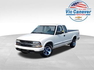 Used 1998 Chevrolet S10 Pickup LS w/ Preferred Equipment Group RWD 360° Tour