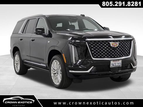 Used 2026 Cadillac Escalade Luxury AWD/4WD image 1