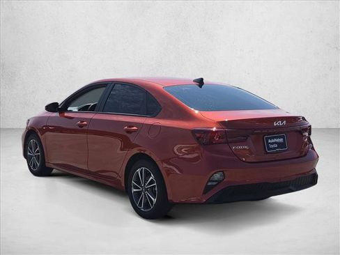 Used 2023 Kia Forte LXS w/ LXS Technology Package FWD image 9