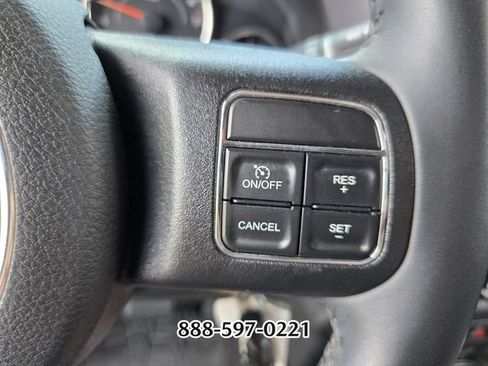 Used 2018 Jeep Wrangler Sport AWD/4WD image 29