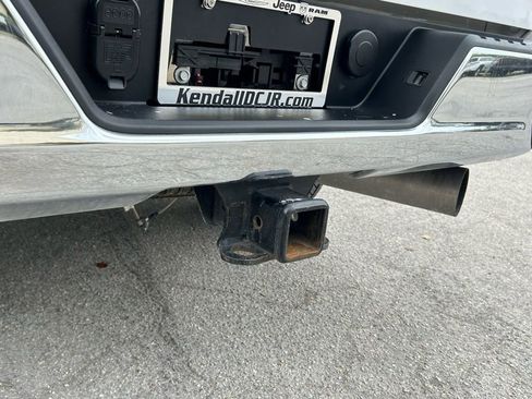 Used 2025 Chevrolet Silverado 2500 LT w/ Convenience Package image 40