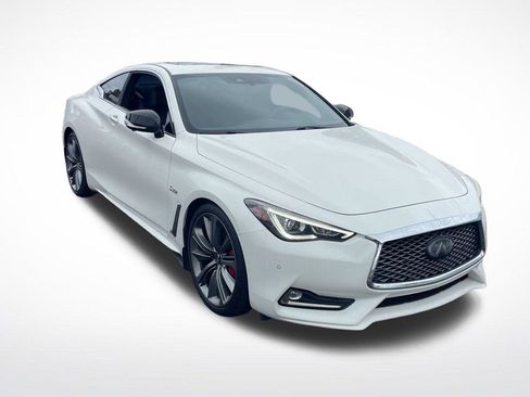 Used 2020 INFINITI Q60 Red Sport 400 image 5