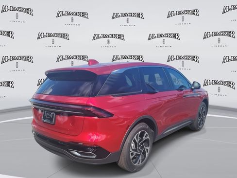 New 2026 Lincoln Nautilus Premier image 5