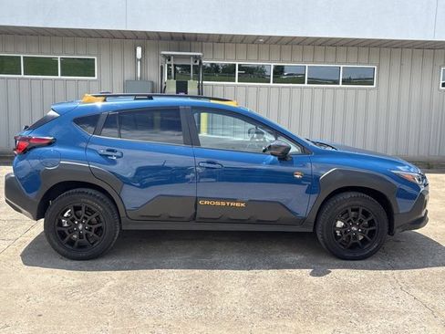 Used 2024 Subaru Crosstrek 2.5i Wilderness AWD/4WD image 2
