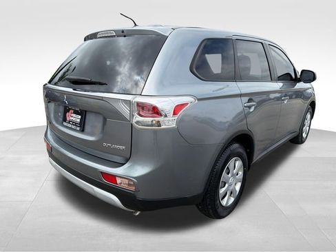 Used 2015 Mitsubishi Outlander ES FWD image 7