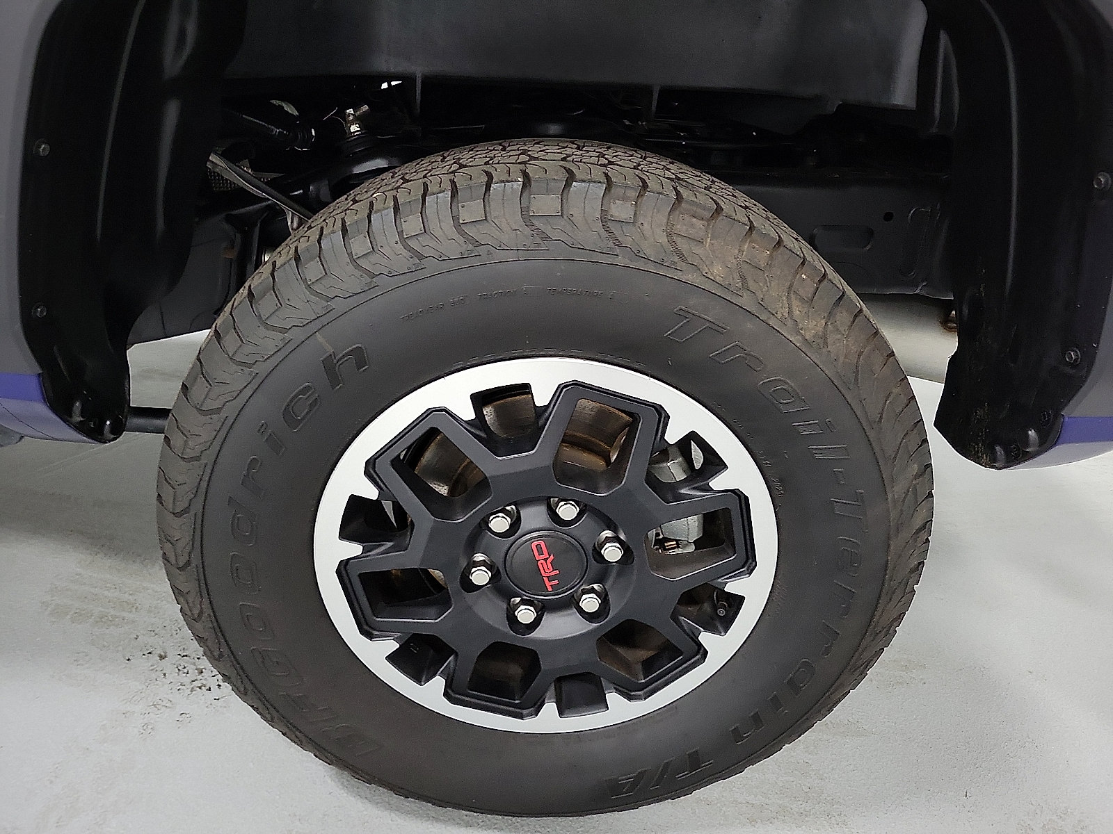 Certified 2025 Toyota Tacoma TRD Off-Road AWD/4WD image 20