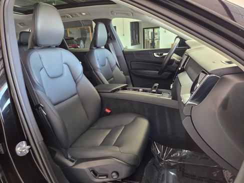 Certified 2024 Volvo XC60 B5 Core w/ Climate Package AWD/4WD image 24