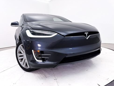 Used 2016 Tesla Model X Performance AWD/4WD image 9