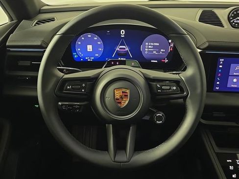 New 2026 Porsche Macan 4 Electric image 30